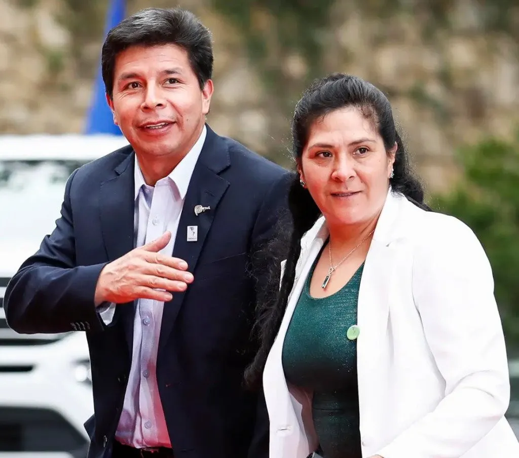 Fiscalía de Perú afirma que existe peligro de fuga de la primera dama