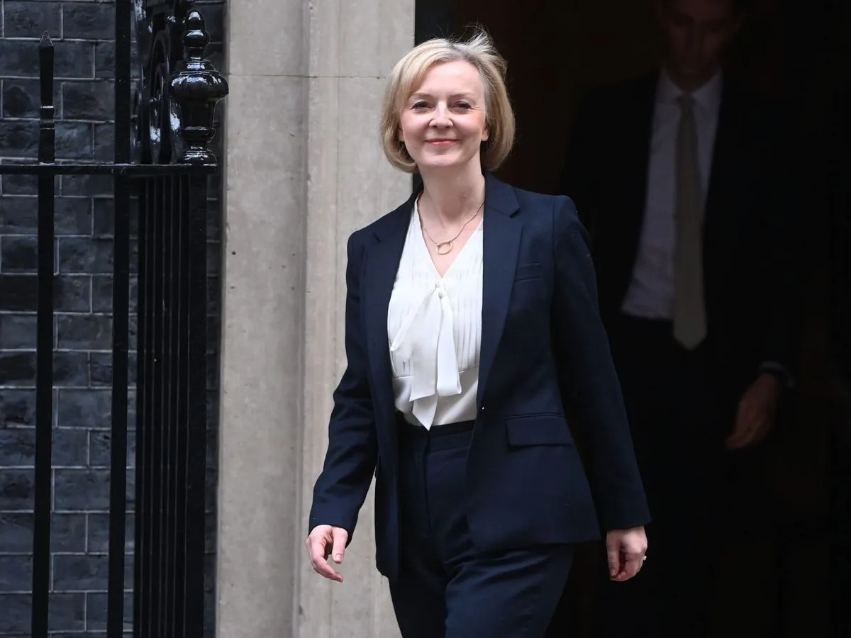 Liz Truss dimite como primera ministra del Reino Unido