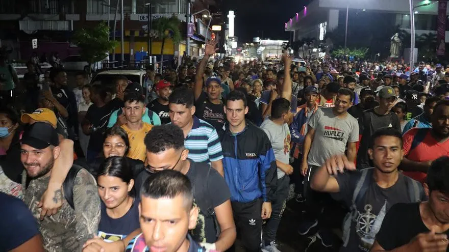 Migrantes en frontera sur mexicana piden deportación por nuevas restricciones