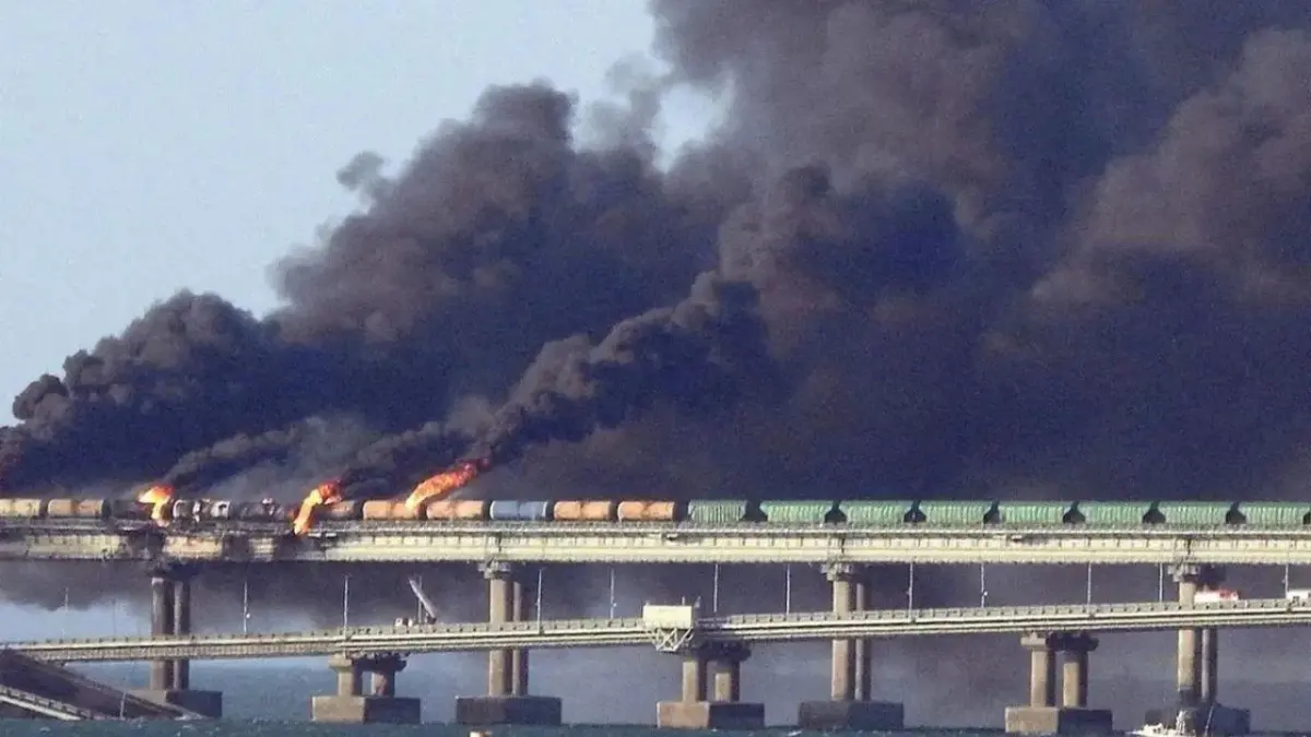 Rusia pone rostro al ataque en Crimea y detiene a sospechosos