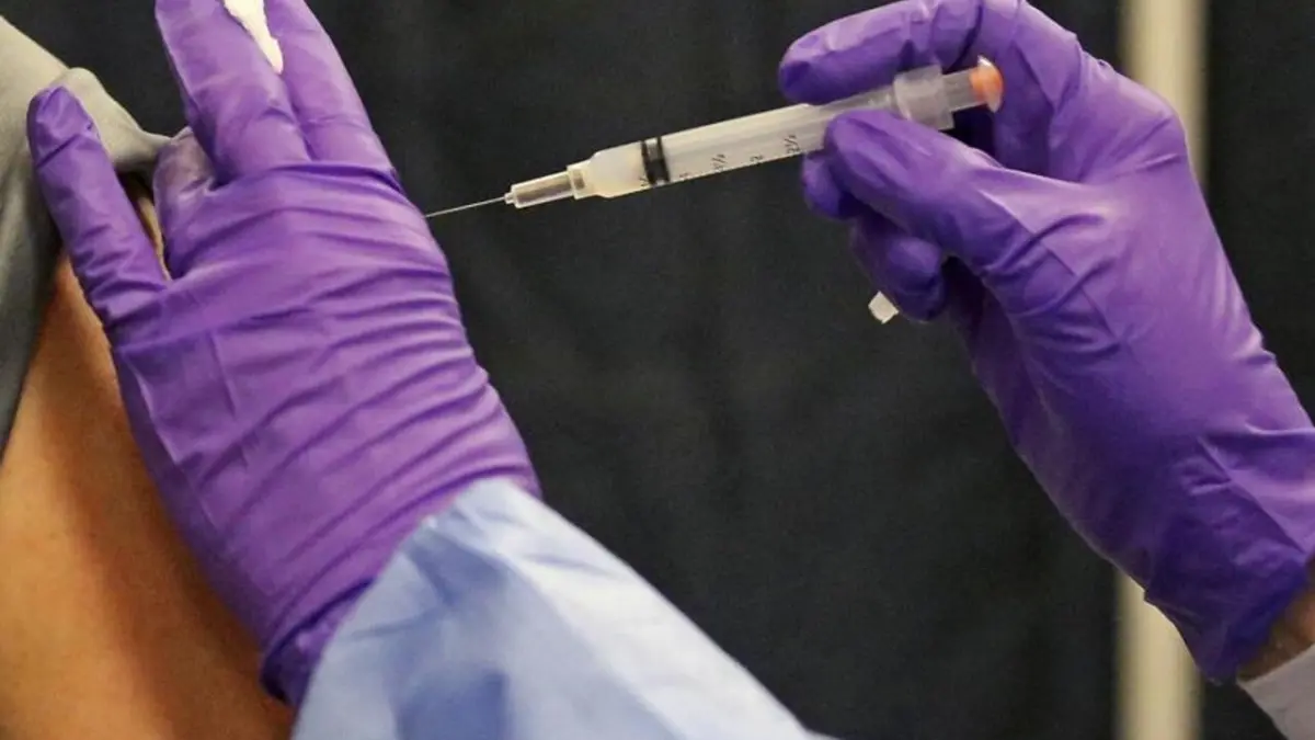 EEUU avisa que dosis de refuerzo salvaría 90.000 vidas en lo que queda de año