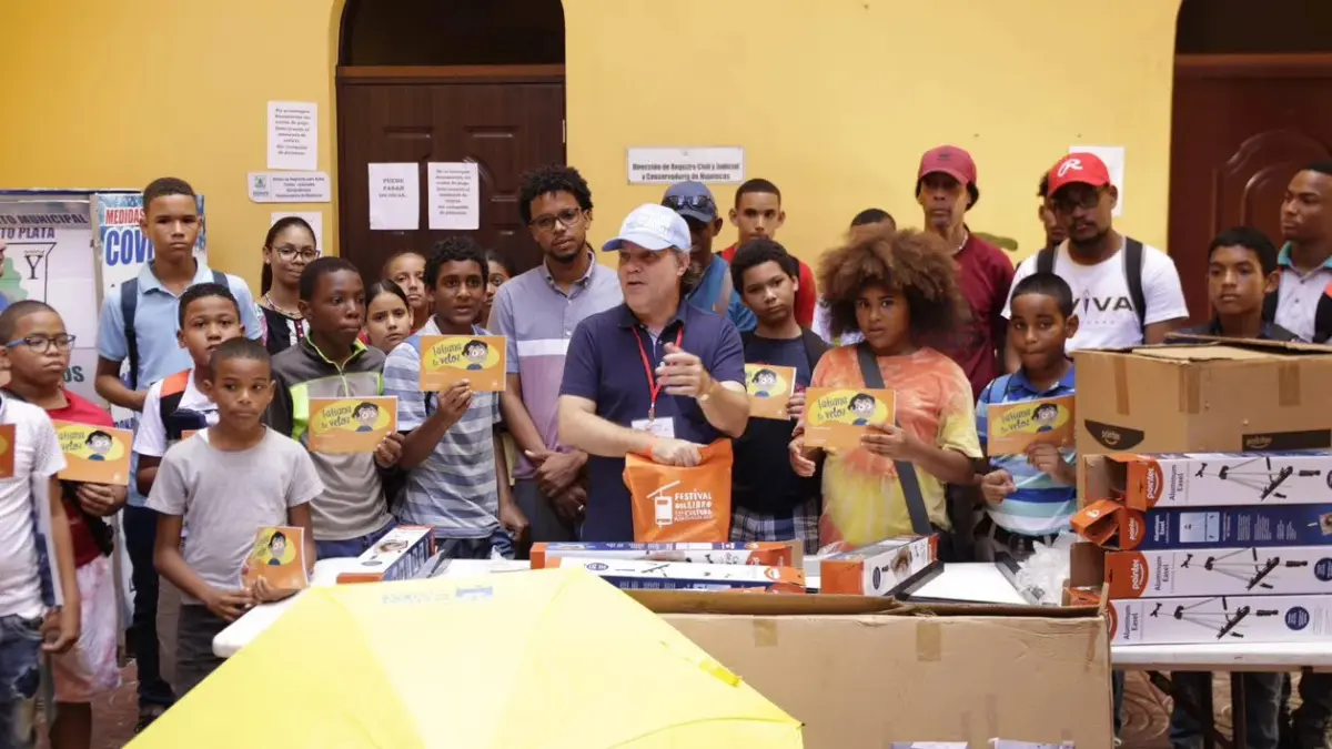 Festival del Libro y la Cultura conecta con el público al integrar de forma novedosa el arte y las letras