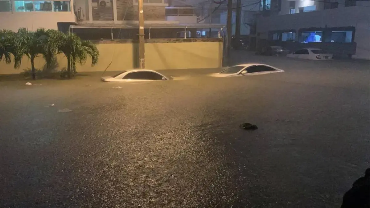 Gobierno anuncia ayuda de hasta RD$100 mil a propietarios vehículos afectados por inundaciones