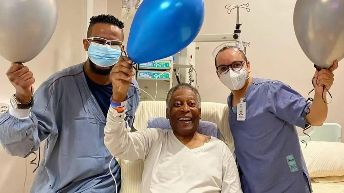 Pelé es hospitalizado nuevamente pero su hija aclara que no es grave