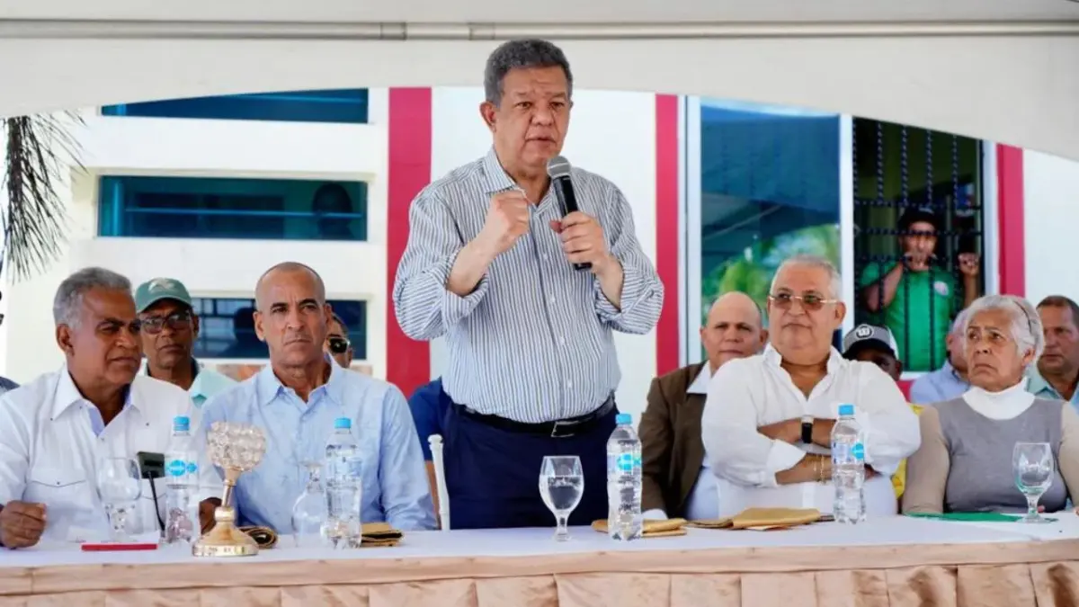 Leonel anuncia tocará puertas de amigos “en el Congreso de Estados Unidos”