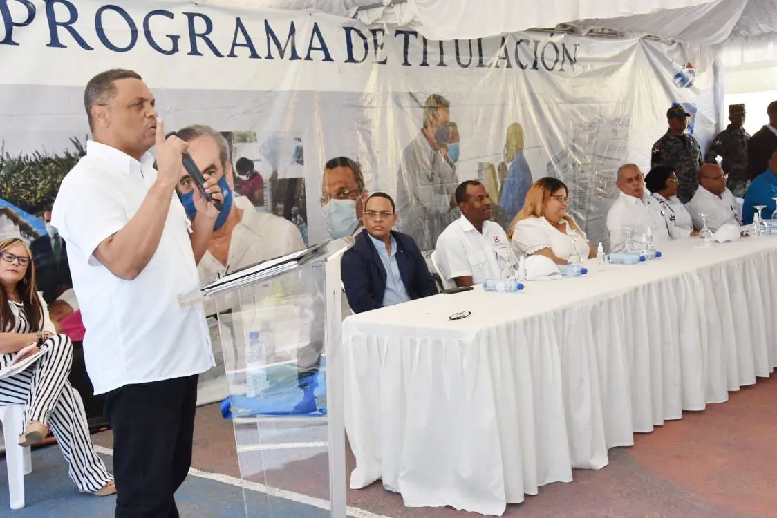 Plan de Titulación de Terrenos del Estado llega a Guayabal, Azua
