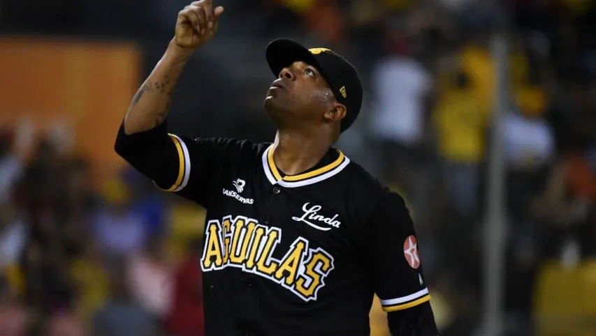 Elías se luce ante los Toros; Torres y Robles dan HR