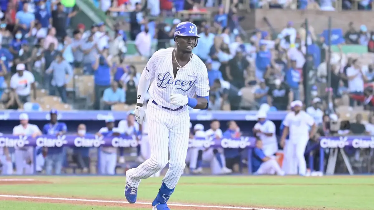 Ronny Mauricio, de Tigres del Licey, el más valioso del béisbol dominicano