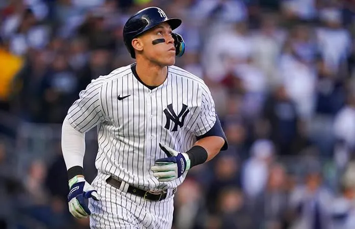 Aaron Judge regresa a los Yanquis con acuerdo de 360 millones