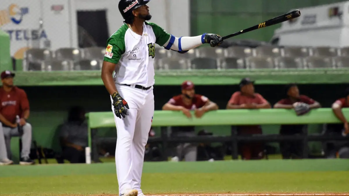 Rainer Núñez, escogido Novato del Año del campeonato 2022-23 en LIDOM