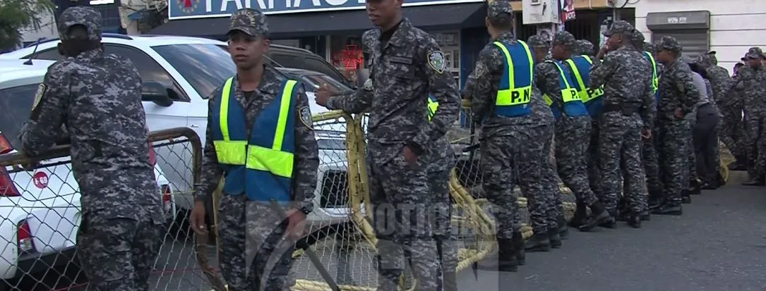 Bajo medidas de seguridad continúan los alrededores del Palacio de Justicia