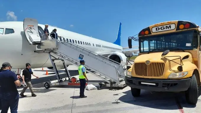 EEUU repatría a 135 expresidiarios dominicanos