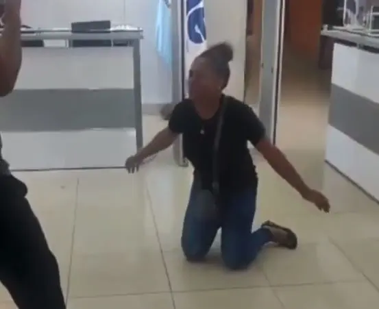 A gritos mujer exige el pago de su trabajo en X Censo Nacional en oficina de la ONE