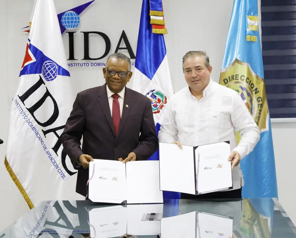 IDAC y Migración formalizan acuerdo de colaboración institucional para intercambiar información