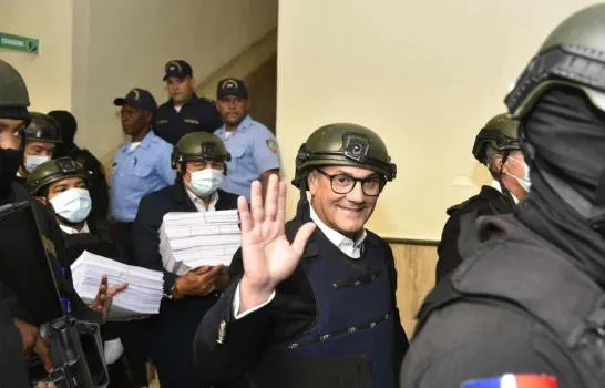 Defensa de Gonzalo Castillo, aseguró que la decisión del tribunal le permitirá al MP realizar investigación