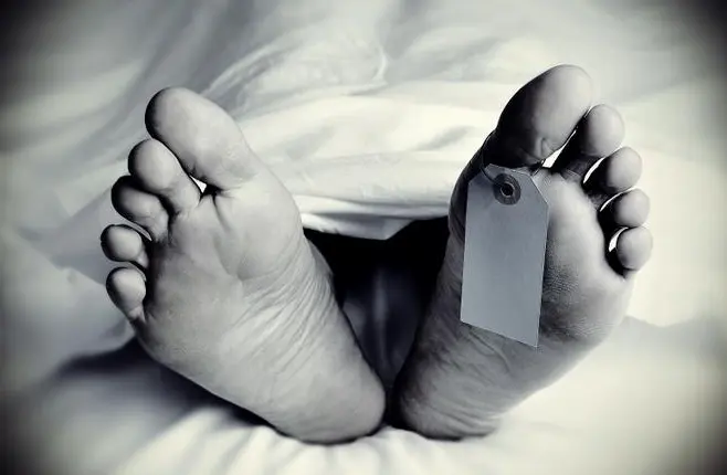 Hallan cadáver de un hombre atado de pies y manos en San Pedro de Macorís