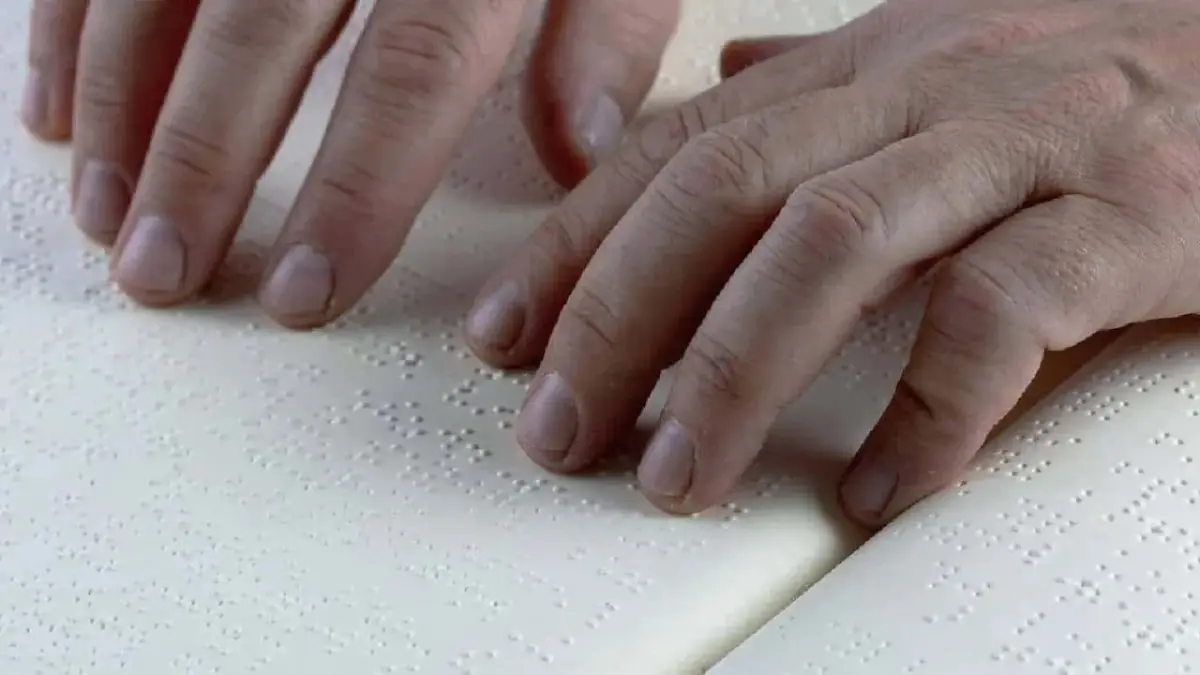 Lanzará primeras tarjetas táctiles en el Caribe para personas con discapacidad visual