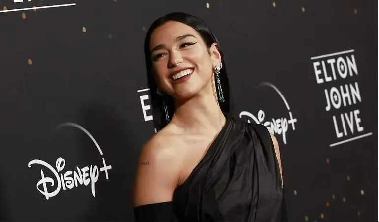 Confirman la presencia de Dua Lipa en el reparto de la película Barbie