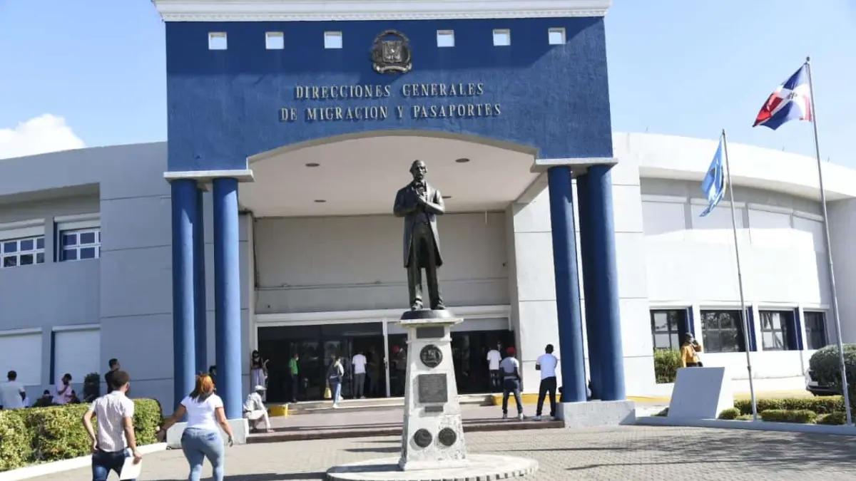 Dirección General de Pasaportes trabajará hasta las 9:00 de la noche