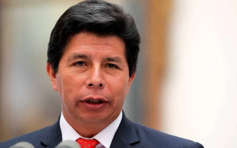 El expresidente Castillo es sancionado en prisión por usar las redes sociales