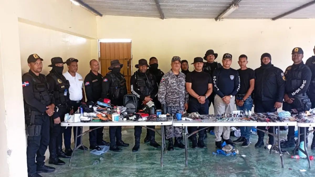 Ocupan drogas, armas de fabricación carcelaria, celulares y otros objetos de uso prohibidos en cárcel Rafey