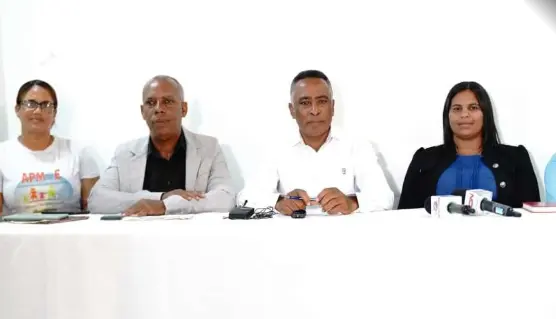 Federación de padres rechaza suspensión de docencia por ADP