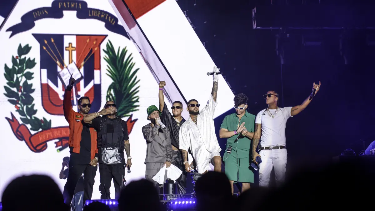 Arcángel La Maravilla hace historia en el Estadio Quisqueya