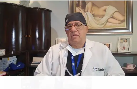 Cirujano dice evoluciona satisfactoriamente joven al que le fue cercenada la mano