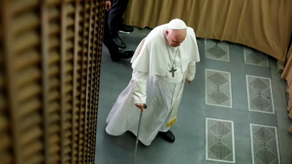 ¿Qué es una hernia incisional y por qué se debe operar el papa Francisco?