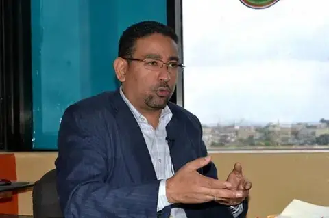 Piden a Nelson Gutiérrez aceptar candidatura a diputado