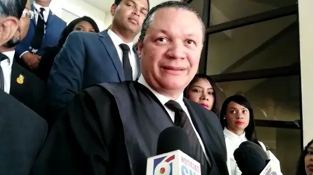 Aplazan conocimiento recurso amparo que interpusieron más de 100 fiscales contra reglamento del MP