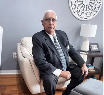 Novenario del locutor Alex Salas será el próximo sábado