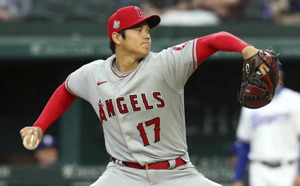 Ohtani hace historia, poncha a 10 y da 2 HR logrando victoria para Angelinos