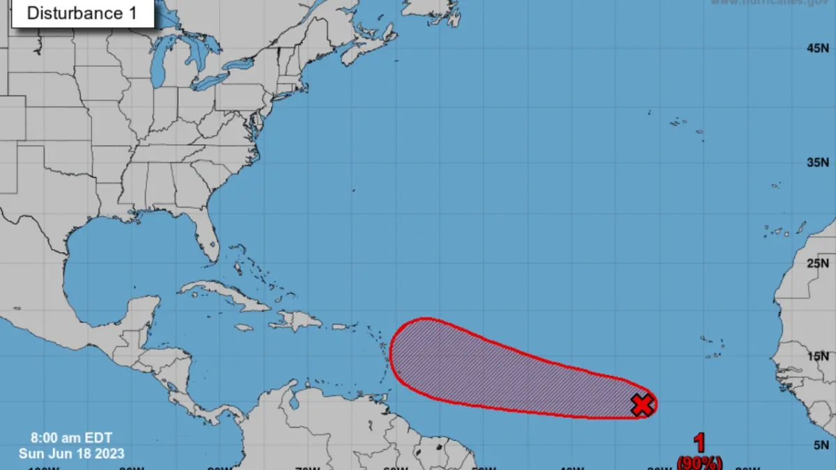 Onda tropical atlántica, más cerca de convertirse en depresión, amenaza el Caribe oriental