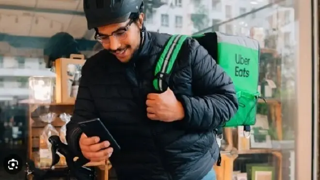 Uber Eats deja de operar en Italia al no lograr rentabilidad