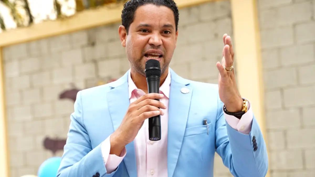 Amador Figaris destaca importantes logros del Gobierno en materia de Educación