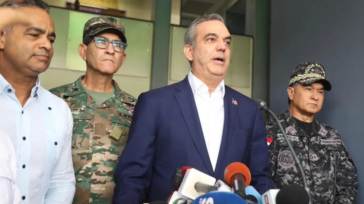 Presidente Abinader dice para reforma policial se han asignado RD$4 mil millones extras