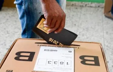 Las urnas para votar presencialmente en el exterior de España se abren este sábado