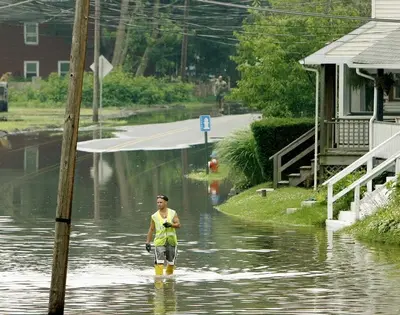 En Nueva York advierten que el estado sigue bajo amenaza de inundaciones