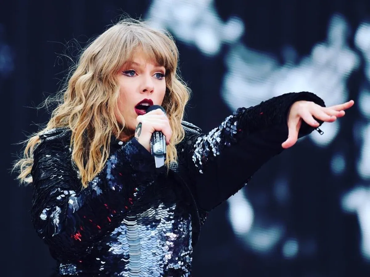 Taylor Swift añade 14 conciertos a su gira europea, con Paramore de teloneros