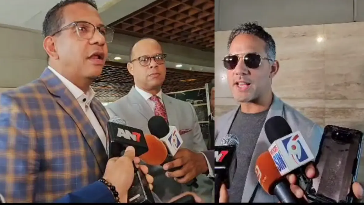 Comunicadores acuden a la PGR tras denuncia de amenazas por parte de Micky López