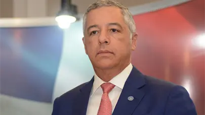 Exministro de Hacienda y coacusados presentan defensa tras rechazo de pruebas en caso de venta irregular de terrenos