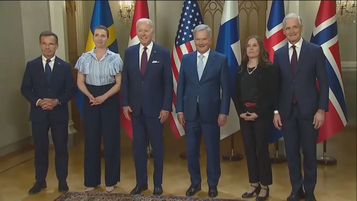 Biden y los líderes nórdicos se reúnen en Finlandia como gesto de fuerza ante Rusia