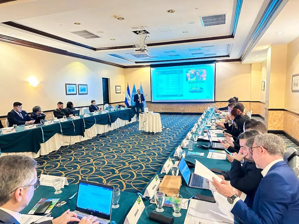 Inespre presenta sus programas institucionales en reunión de la FAO en El Salvador