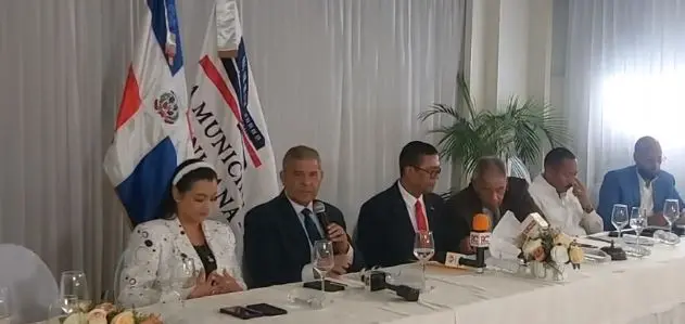 Decidirán esta tarde si suspenden labores administrativas