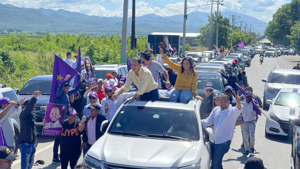 Durante caravana Abel promete retomar la comida barata y energía 24 horas