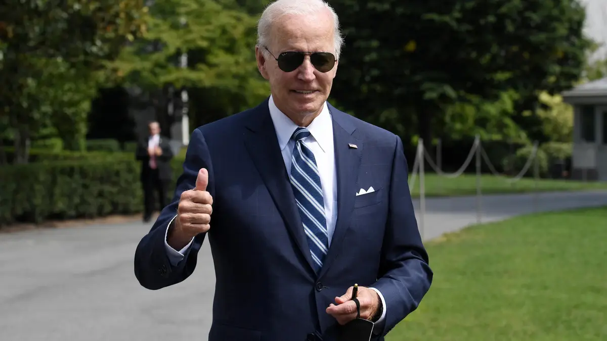 Biden viajará a Hawái tan pronto como sea posible para evaluar el daño de los incendios
