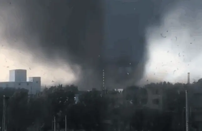 Un tornado causa dos muertos y 15 heridos en el este de China