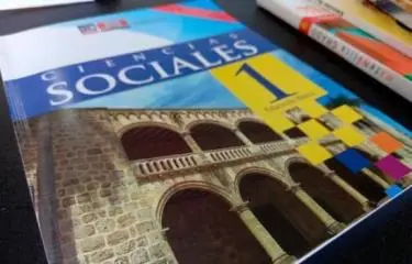 CONEP expresa preocupación al ministro de Educación por los libros de textos escolares