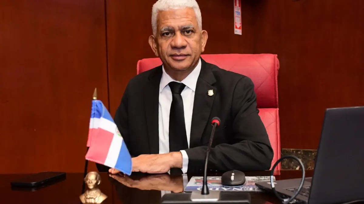 Conoce a Ricardo de los Santos Polanco, el nuevo presidente del Senado